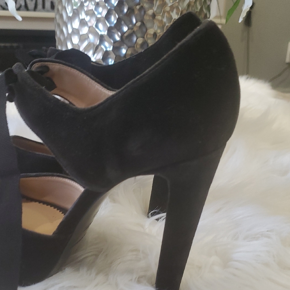 Emporio Armani Velvet Black Heels with Ribbon Tie Detail and Rounded Toe Sz 40 - Picture 8 of 11